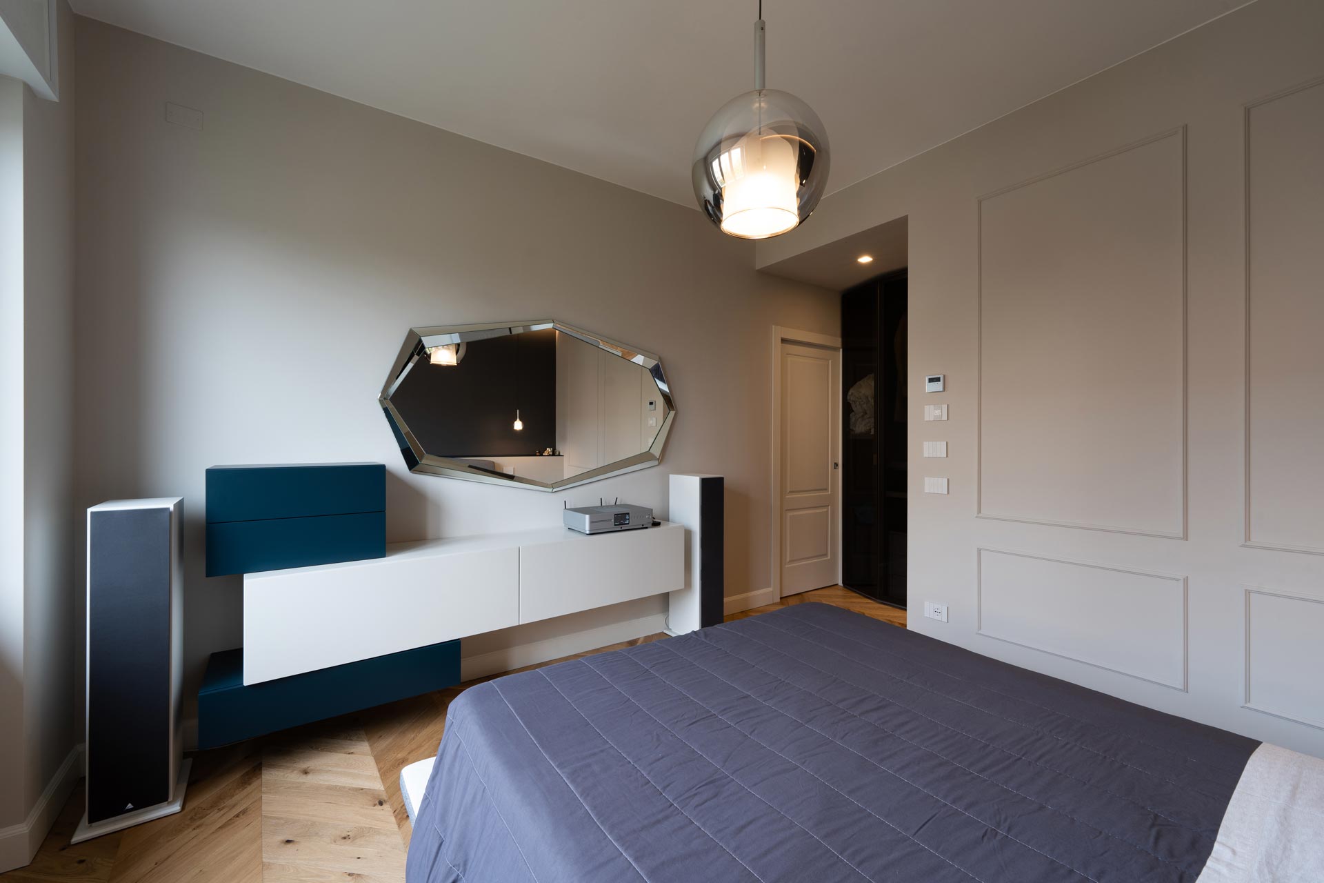 Camera matrimoniale vista dell'ingresso