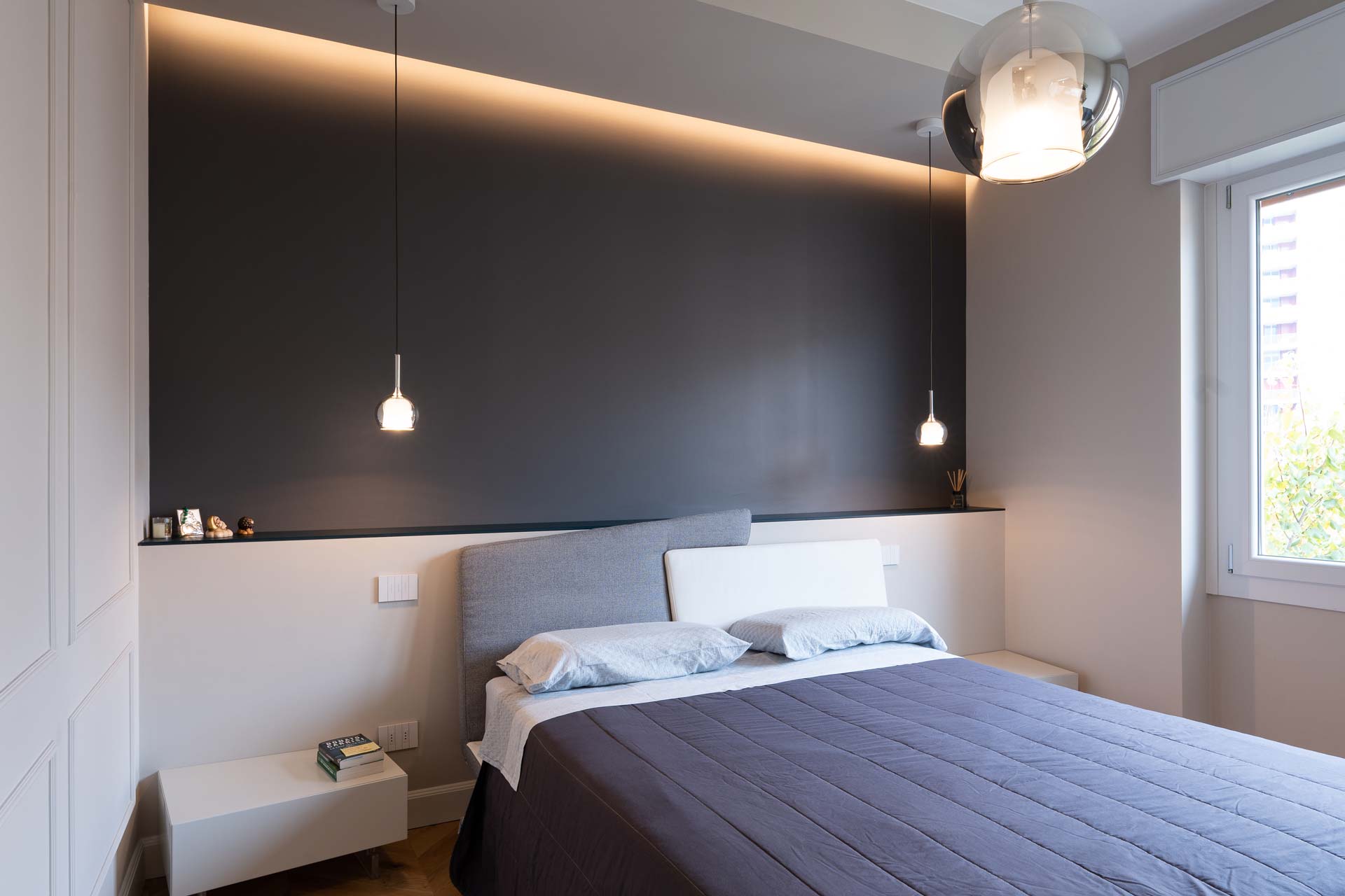 Camera matrimoniale vista della finestra